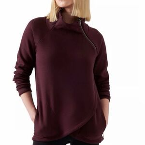 Athleta Women’s Cozy Karma Asym Pullover Sweater/Sweatshirt top. Maroon. Size L